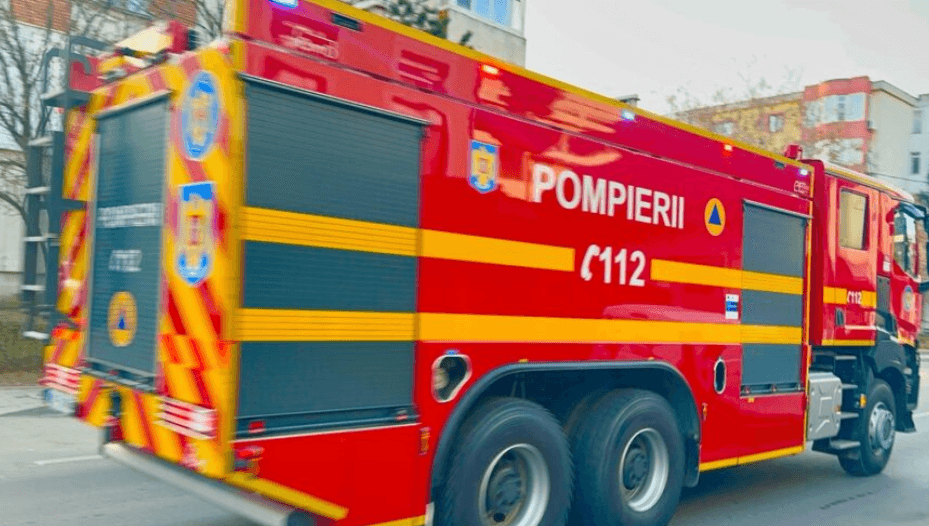 Intervenție de Urgență a Pompierilor lângă Blocul R6