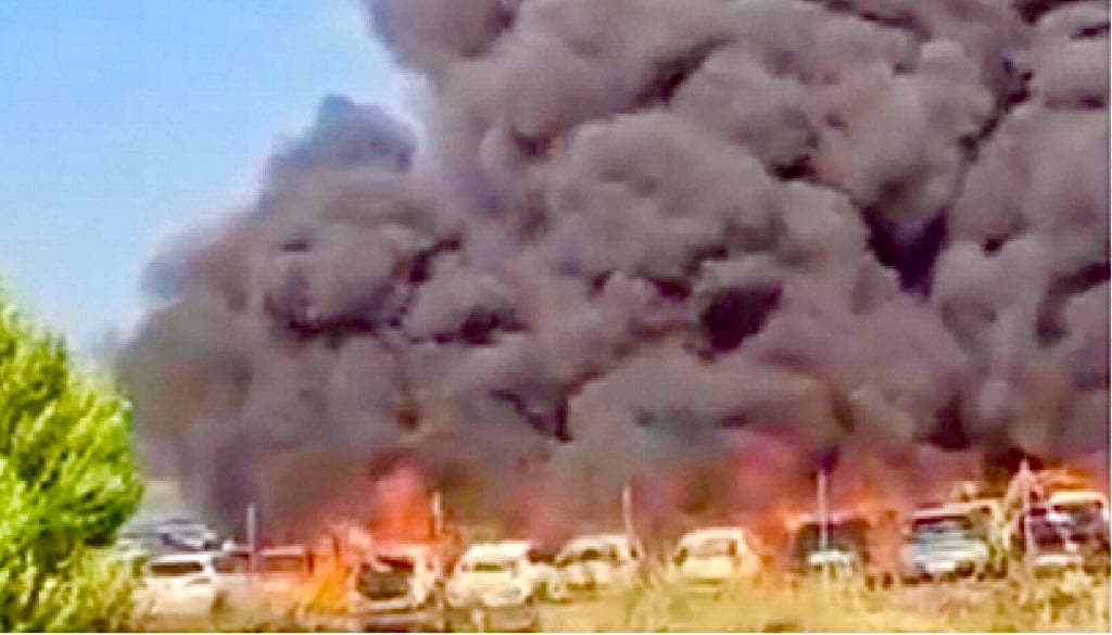 Explozie de Flăcări Pe A1, Fumul Negru Preia Cerul! Vezi Imagini Terifiante [VIDEO]