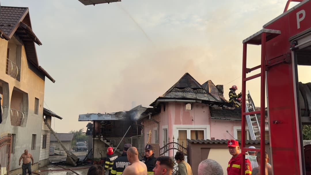 Imagini Exclusiviste de la Locul Tragediei - Daune Semnificative, Cauza Încă Necunoscută
